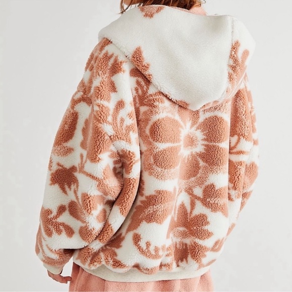 FREE PEOPLE WE THE FREE Canyon Moon Cardi Coat Teddy Oversize Ivory zip up Sz M - Picture 2 of 12